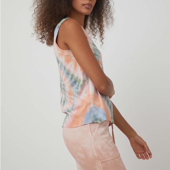 Pastel Spiral Muscle Tank - Picture 2 of 6